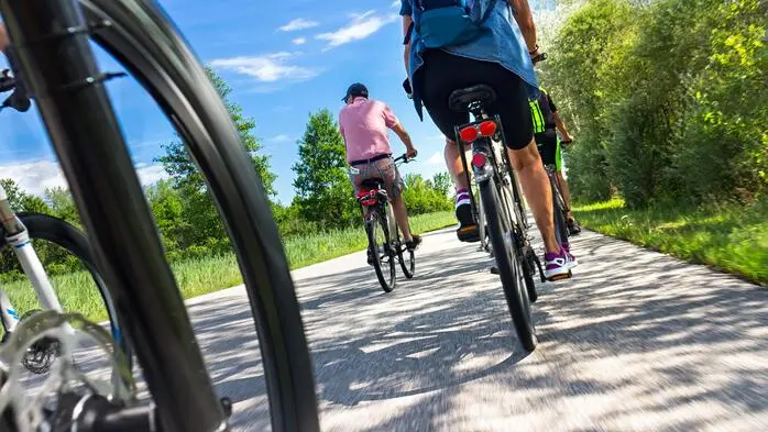 Ein Radfahrer wurde schwer verletzt in ein Krankenhaus in Turin gebracht (Sujetfoto) 