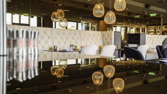Ein edles Restaurant von innen