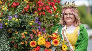 37.000 Teilnehmer waren wieder dabei und verwandelten die Steiermark in eine farbenfrohe Blütenpracht - Blumenkönigin Julia II gratulierte