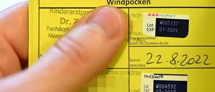 Impfpass mit Stempeln