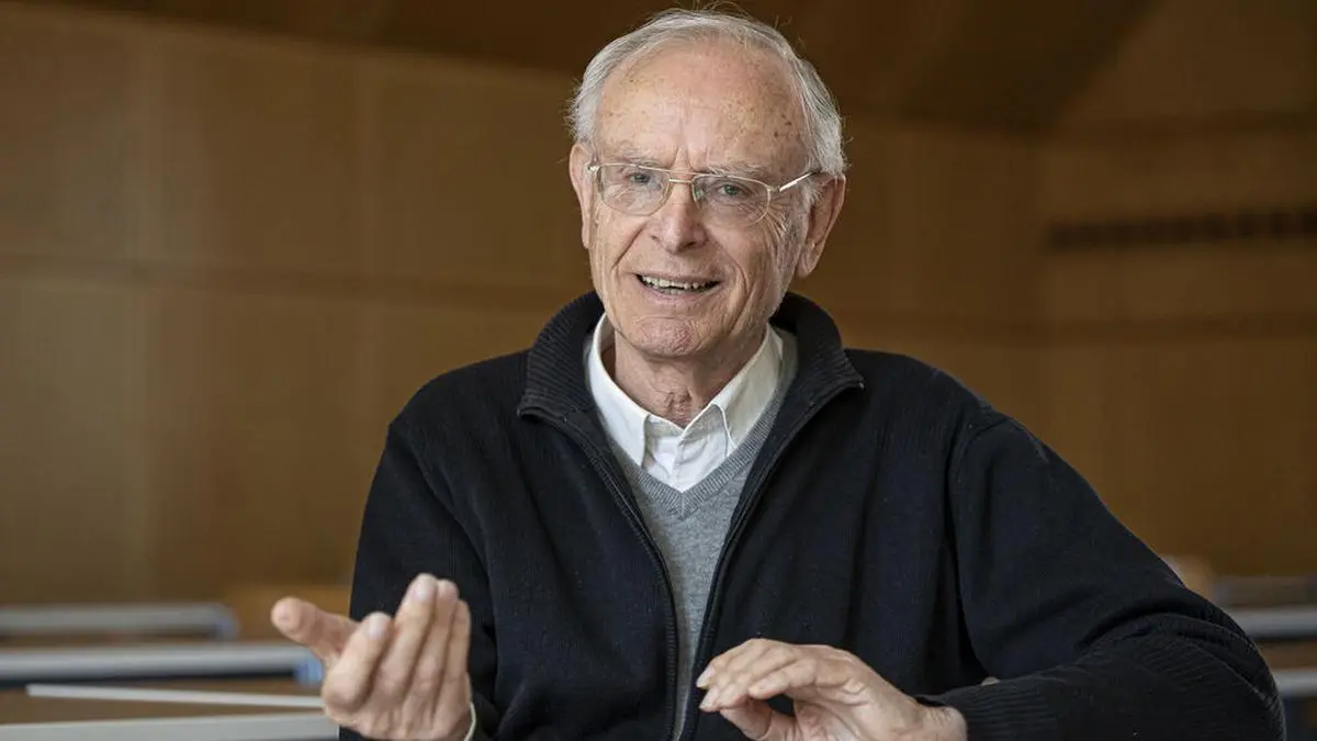 Soziologe Paul Kellermann sagt, dass alle "ihr eigenes Verständnis" des Gorman-Gedichtes haben