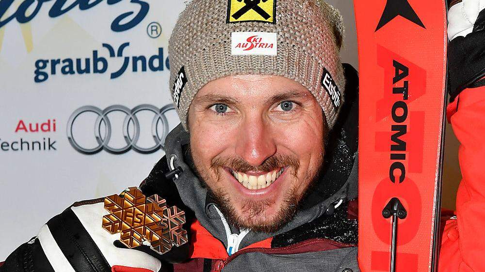 Marcel Hirscher mit seinen beiden bisherigen WM-Medaillen in St. Moritz