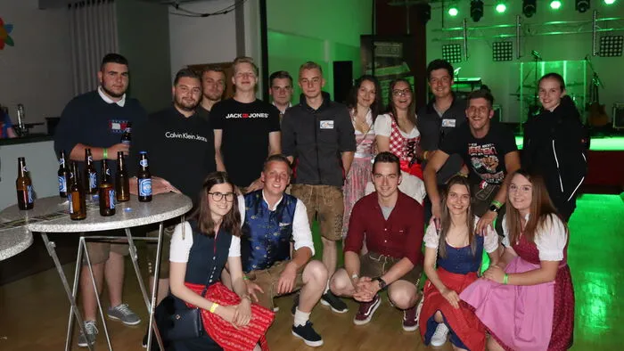 So wie die Landjugend St. Georgen kamen viele Landjugendmitglieder aus dem ganzen Bezirk, um im Haus der Musik gemeinsam zu feiern.