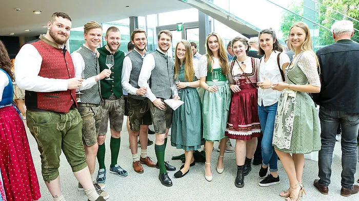 Klicken Sie sich durch die Bilder ...