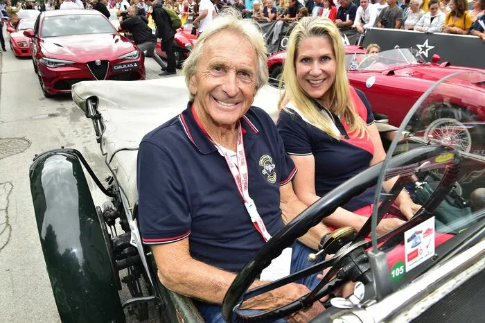 Derek und Misti Bell waren das wohl rasanteste Ehepaar dieser Ennstal Classic. Der symphatische Brite gab einem brachialen Bentley Blower Baujahr 1929 die Sporen.