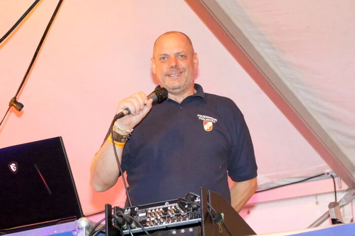 ... und DJ „Auge“ war auch optimale Musik garantiert. 