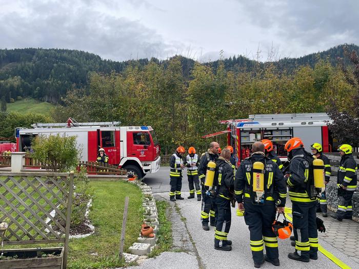 42 Mann von drei Feuerwehren, Rotes Kreuz und Polizei standen im Einsatz