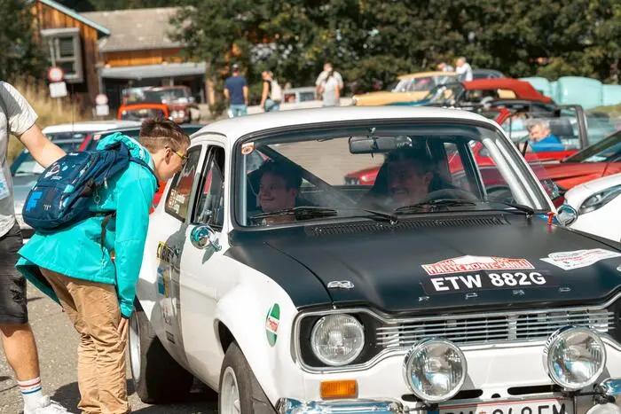Sie veranstalteten diese heuer bereits zum zehnten Mal, was bei einer abschließenden Jubiläumsfeier am Parkplatz des Pius-Instituts gemeinsam mit dem den Klienten und Fahrern entsprechend zelebriert wurde.