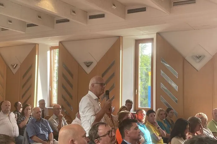 Herbert Angerer vom Forum Pro LKH beteiligte sich an der Diskussion