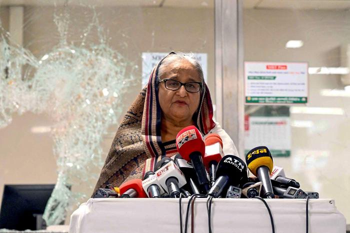 Premierministerin Sheikh Hasina (76) musste das Land verlassen. 