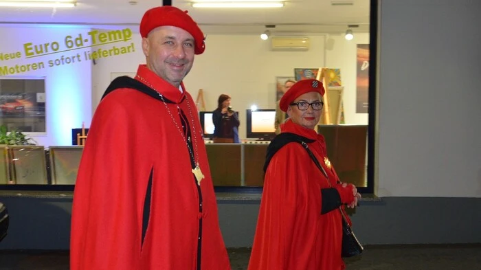 Der mittlerweile zur Tradition gewordene Gleisdorfer Narrenwechsel fand auch heuer wieder im Rahmen der Einkaufsnacht Gleisdorf statt.