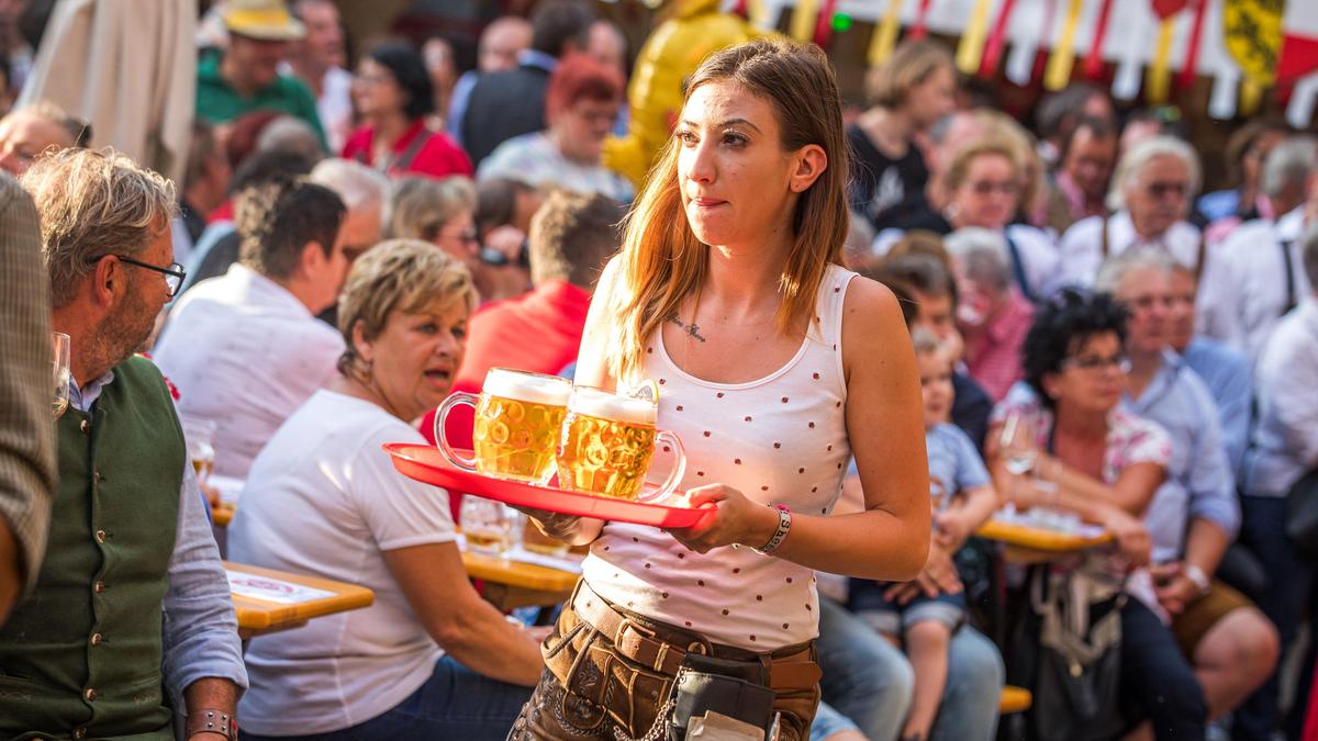 Getränke wie Bier sind für Wirte nicht nur bei Festivitäten wie dem Kirchtag „die Margarine am Brot“, sagen Gastro-Vertreter