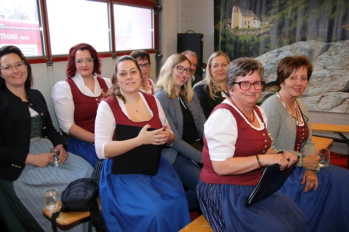 Als musikalische Gäste waren die Packer Sänger mit Obfrau Martina Lichtenegger geladen. Mit einem flottem Programm begeisterten die Musikerinnen und Musiker ihre Gäste und ernteten dafür tosenden Beifall.