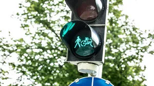 Zu kurze Grünphasen sind nicht nur ärgerlich, sondern auch gefährlich