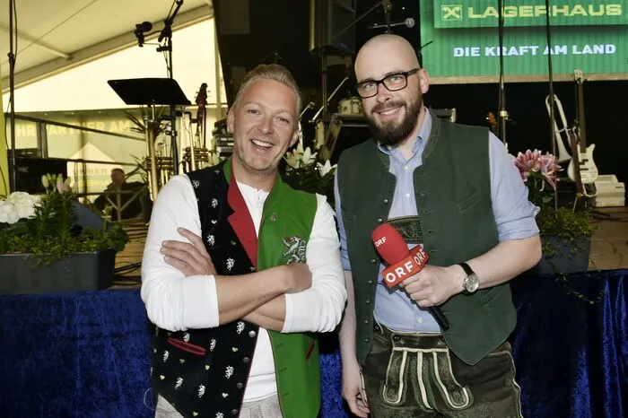 Eine ausgezeichnete Stimmung gab es beim Radio Steiermark Frühschoppen mit Daniel Neuhauser, den Edlseern und den jungen Paldauern
