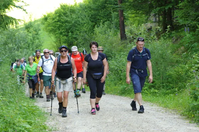Rund 80 Begleiter sind mit den Edlseern auf der Wallfahrt unterwegs.