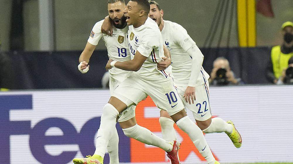 Karim Benzema (links) und Kylian Mbappe schossen Frankreich zum Sieg.