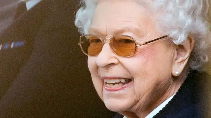 Queen Elizabeth II. hat bei der Royal Windsor Horse Show ihre Pferde persönlich unter die Lupe genommen. 