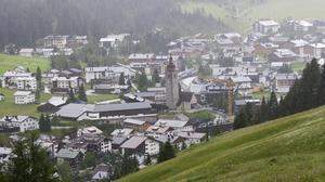Ort der Denker, jedenfalls im Frühherbst: Lech am Arlberg.