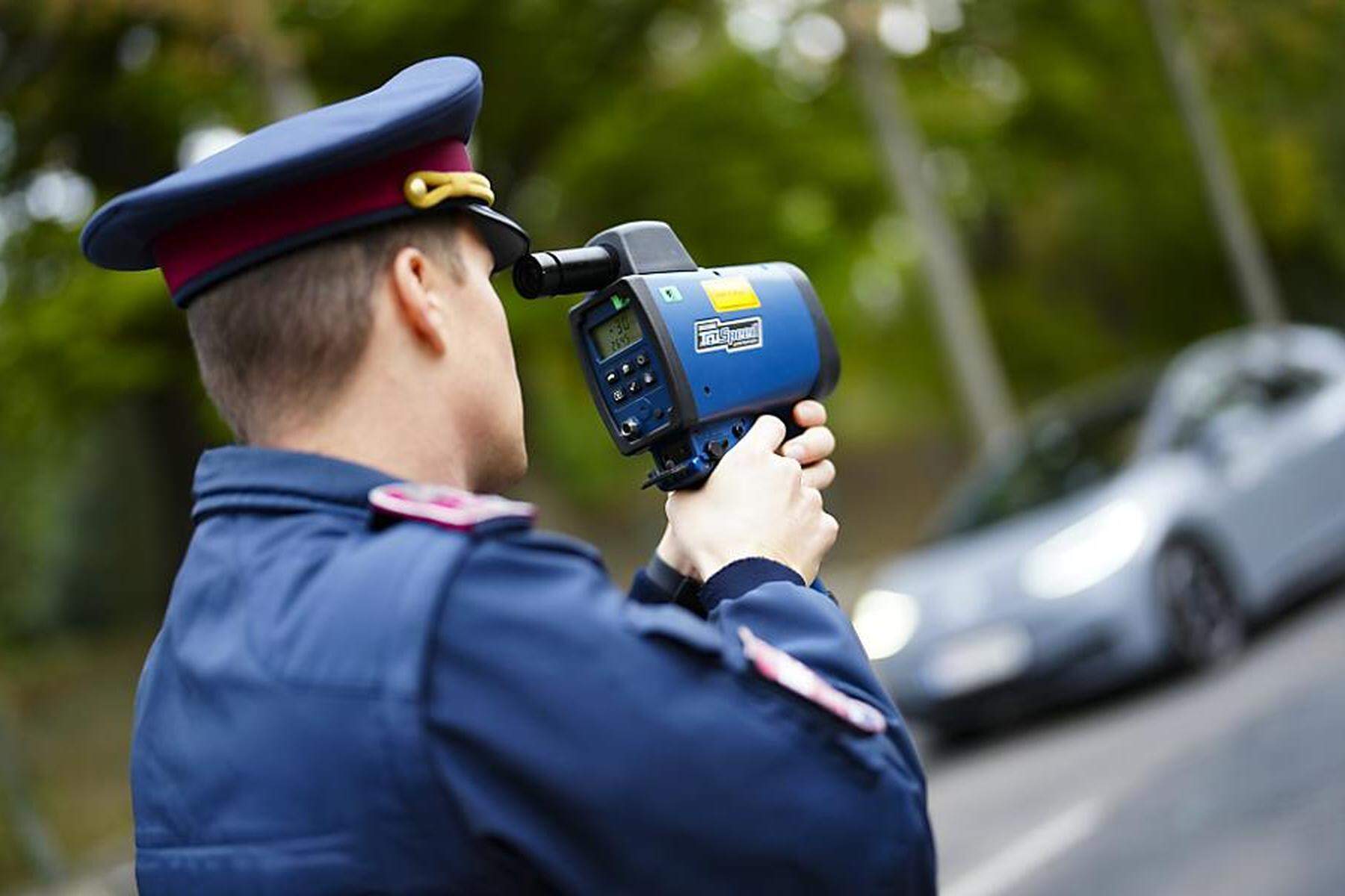 Führerschein abgenommen: 19-jähriger Kärntner raste mit fast 150 km/h durch 80er-Zone