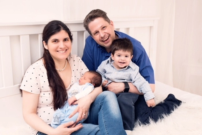 Groß ist die Freude bei Michaela und Helfried Draxler sowie  beim großen Bruder Daniel über die Ankunft des neuen Familienmitgliedes Dominik (3540/52) am 2. April.