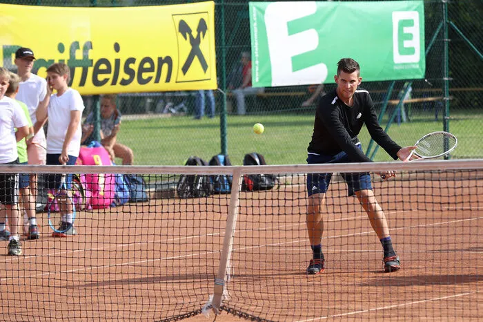 "Ich hab hier einige Kinder gesehen, die echt gut spielen", schwärmt Thiem.