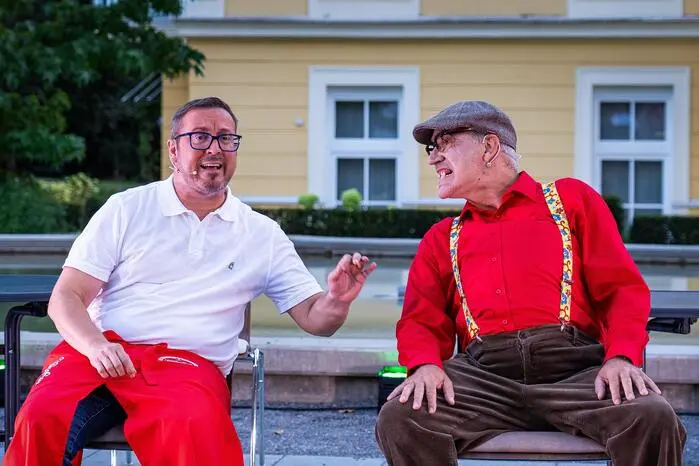 Außerdem strapazierte der Kabarettist Walter Vaschauner als „Scherzinger Sige“ gemeinsam mit Peter Michael Kowal die Lachmuskeln des Publikums