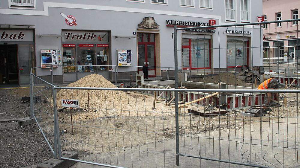 Die Bauarbeiten in der Franz-Josef-Straße laufen bereits