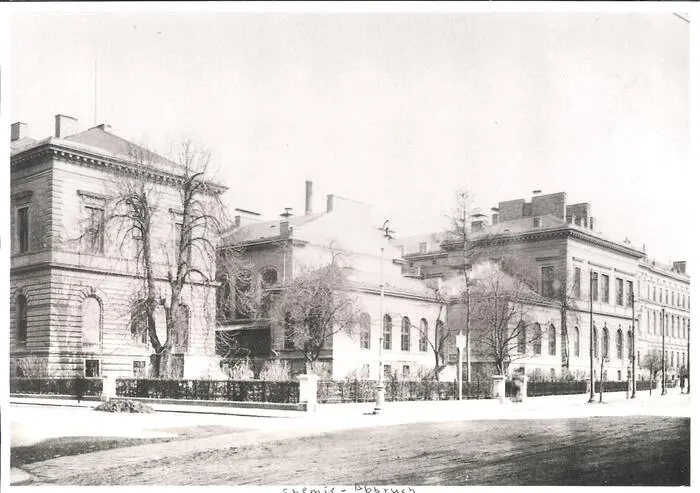Historische Bilder vom Vorgängerbau der heutigen Chemie