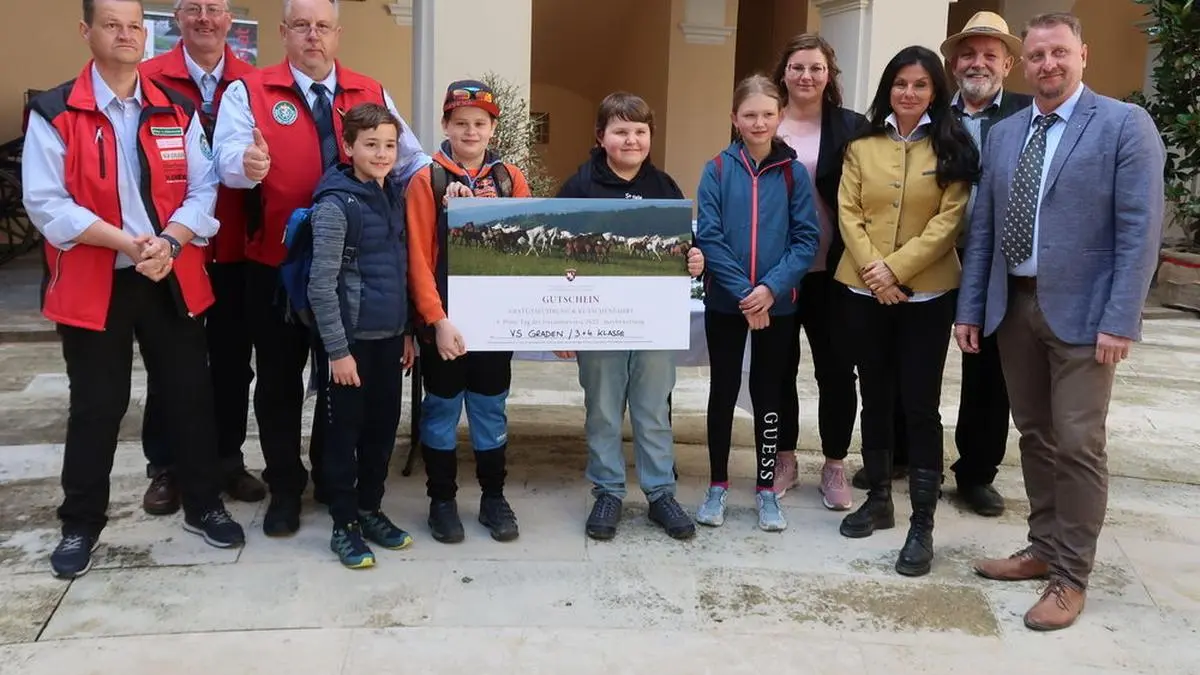 Die Schüler der Volksschule Graden konnten mit ihrem Nistkasten den ersten Platz holen