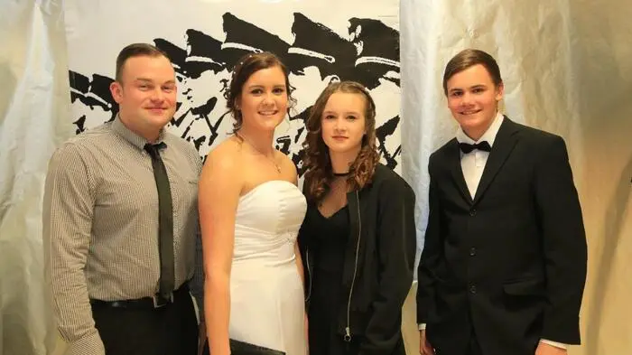 Einen Ausbruch aus dem Schulalltag probten die Maturanten und Maturantinnen der HTBLA Zeltweg am vergangenen Samstag unter dem Motto "Locked Away - Die Elite bricht aus".