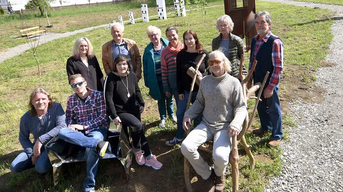 Einige der beteiligten Künstler stellten den Kunstpark St. Ruprecht an der Raab vor.