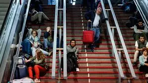 Blackout, Stromausfall in Spanien und Portugal | Rolltreppen, Lifte, Züge kamen zum Stillstand
