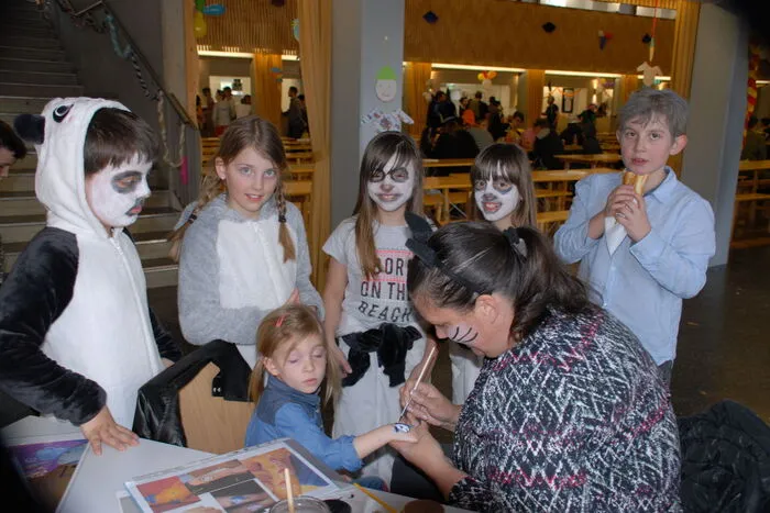 Klicken Sie sich durch die Fotos vom Kinderprogramm in der Pischelsdorfer Oststeirerhalle.