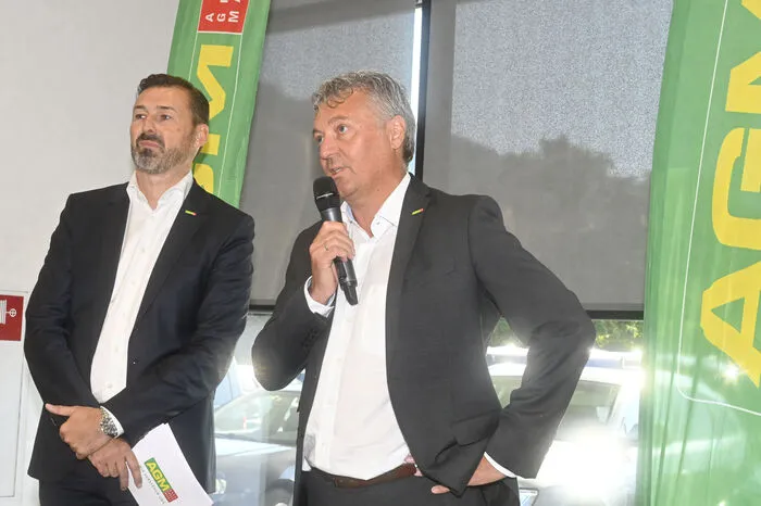 Peter Buchner (rechts), Geschäftsführer der C&amp;C Abholgroßmärkte: "Hohe Qualitätsstandards, auf die sich unsere Kunden verlassen können."