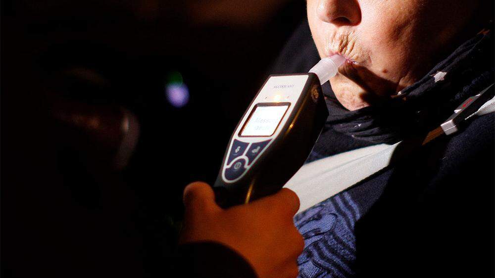 22 Lenker mussten wegen Alkohol am Steuer ihren Schein abgeben (Sujetbild)