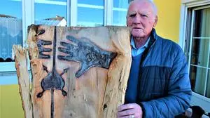 Altbürgermeister von Jagerberg, Johann Groß, weiß nicht, welches Liebespaar sich hier verewigt haben könnte