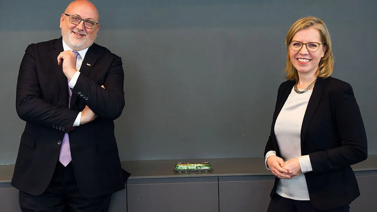 ÖBB-Chef Andreas Matthä und Umweltministerin Leonore Gewessler