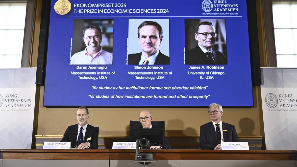 US-Forscher Daron Acemoglu, Simon Johnson und James A. Robinson erhalten heuer den „Wirtschafts-Nobelpreis“