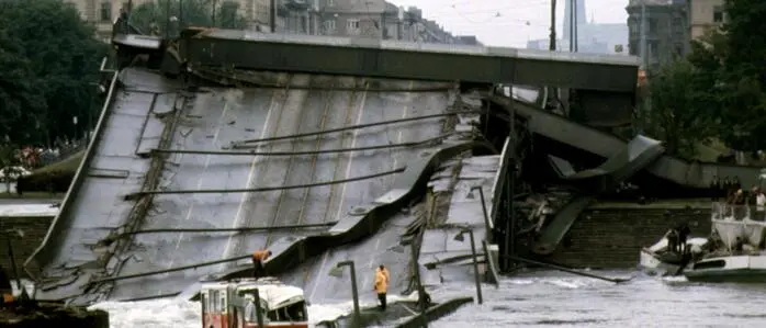 Der Einsturz der Wiener Reichsbrücke am 1. August 1976