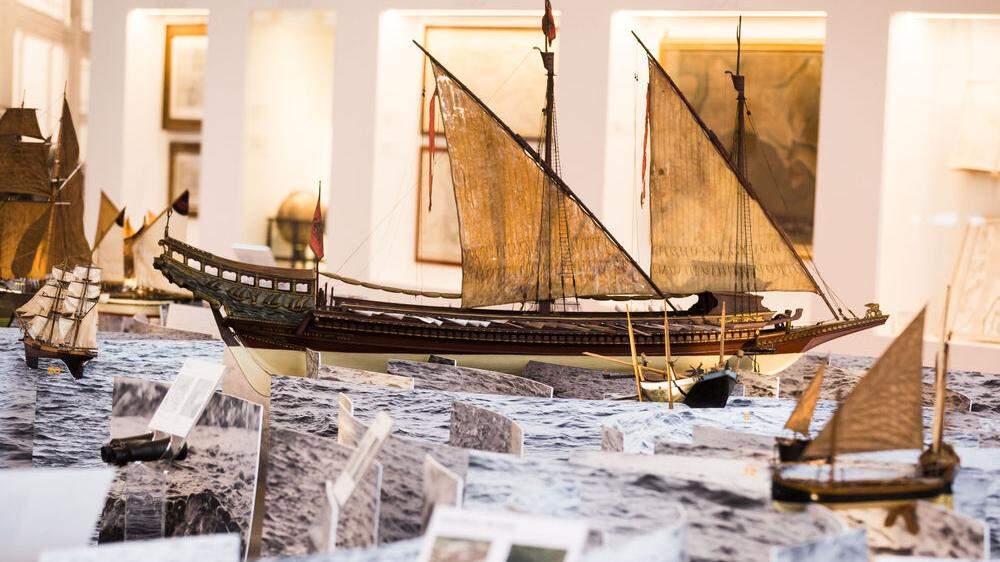 Schiffstypen im Lauf der Jahrhunderte werden im Modell gezeigt