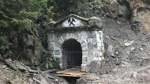 Wenn man dem Facebook-Posting glauben schenkt, wird der Gotthardistollen schon bald groß ausgebaut