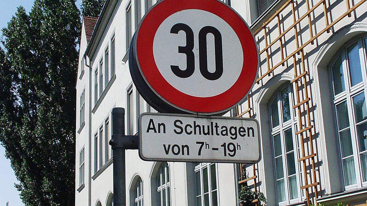 Im Zweifelsfall gibt es nur einen Rat: Einfach nicht schneller als 30 km/h fahren!