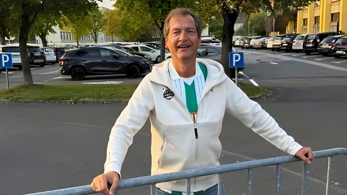 Wolfsbergs Sportstadtrat im Rapid-Trikot beim Spiel gegen den WAC