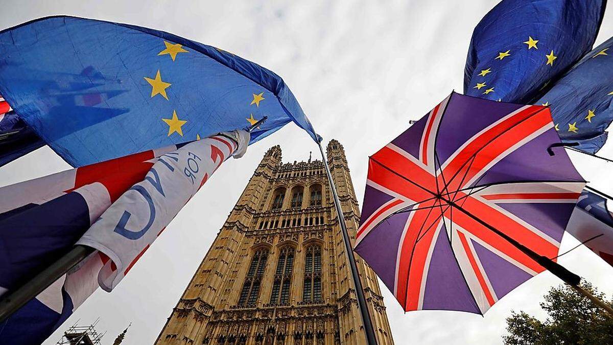 Am Montag soll über Neuwahlen in Großbritannien entschieden werden