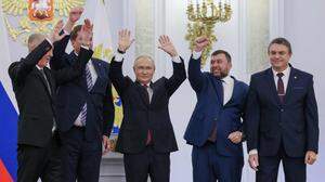 Der Kreml veröffentlichte dieses Foto vom Jubel nach der Bekanntgabe der Annexion