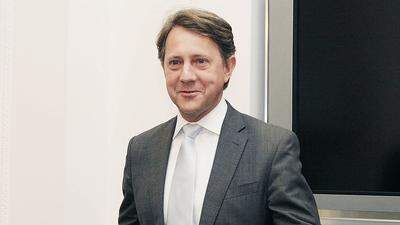 Bankchef Peter Weinzierl wehrt sich gegen die erneuten Vorwürfe