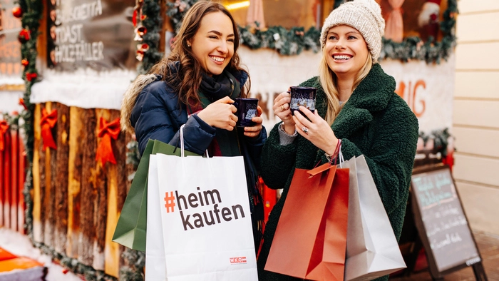 So macht Shopping Spaß – mit bester Beratung finden sich die perfekten Geschenke