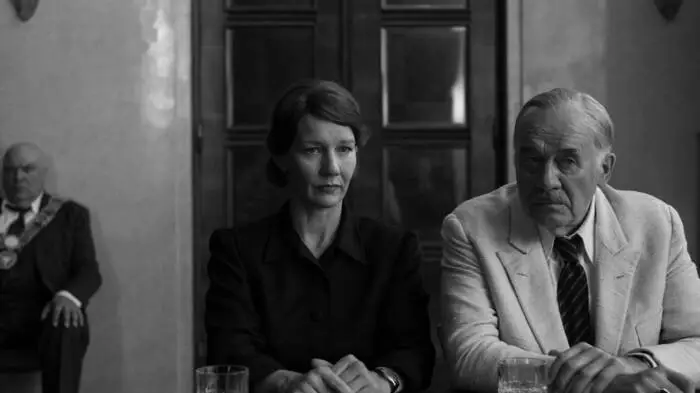 Sandra Hüller und Hanns Zischler in „Vaterland“