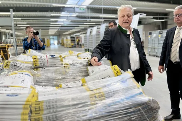 Klicken Sie sich weiter durch die Bilder von der neuen Postbasis in Stainz!
